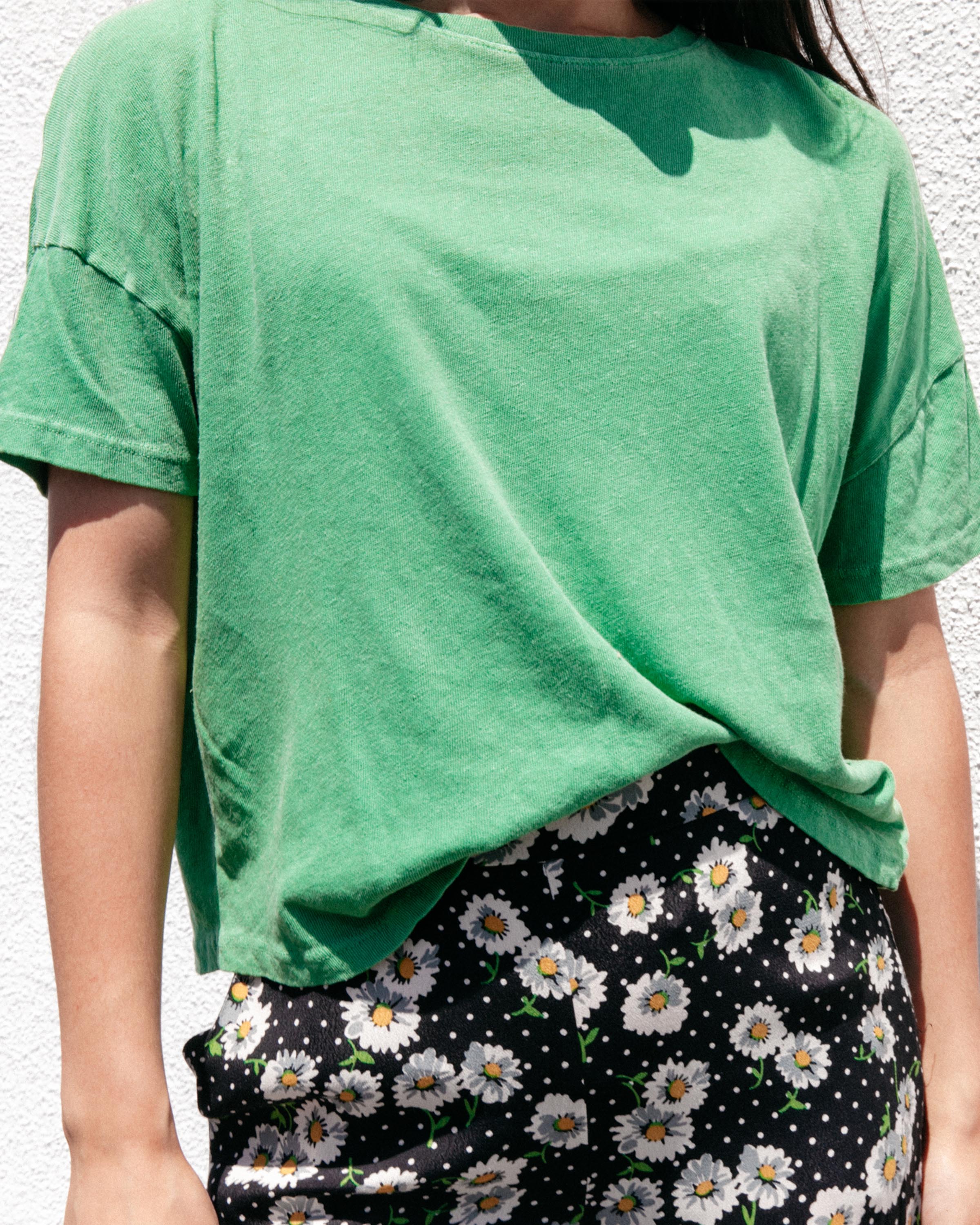 Women's Linen Crop Tee - Image 3