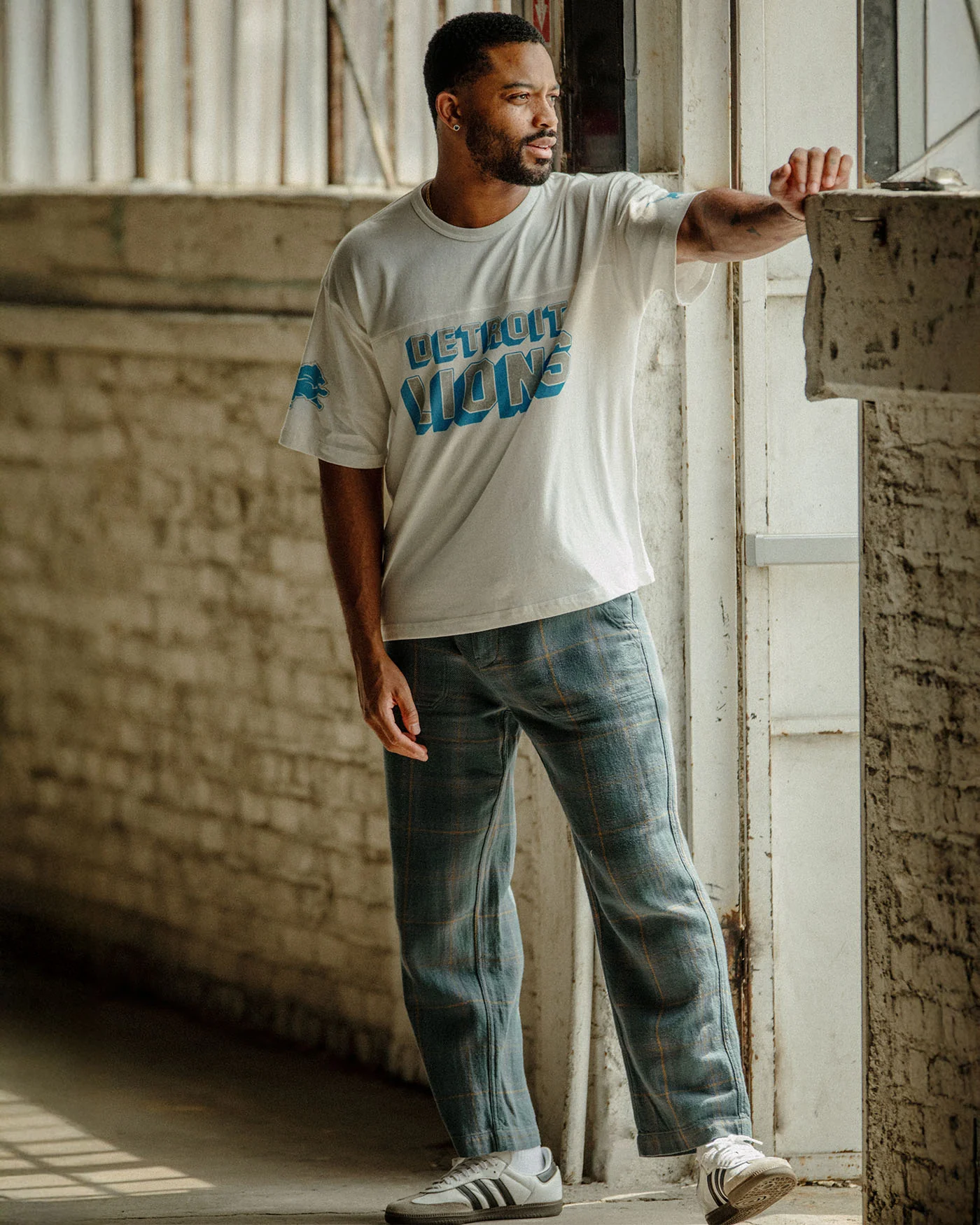 Detroit Lions Halfback Jersey Tee - Image 2