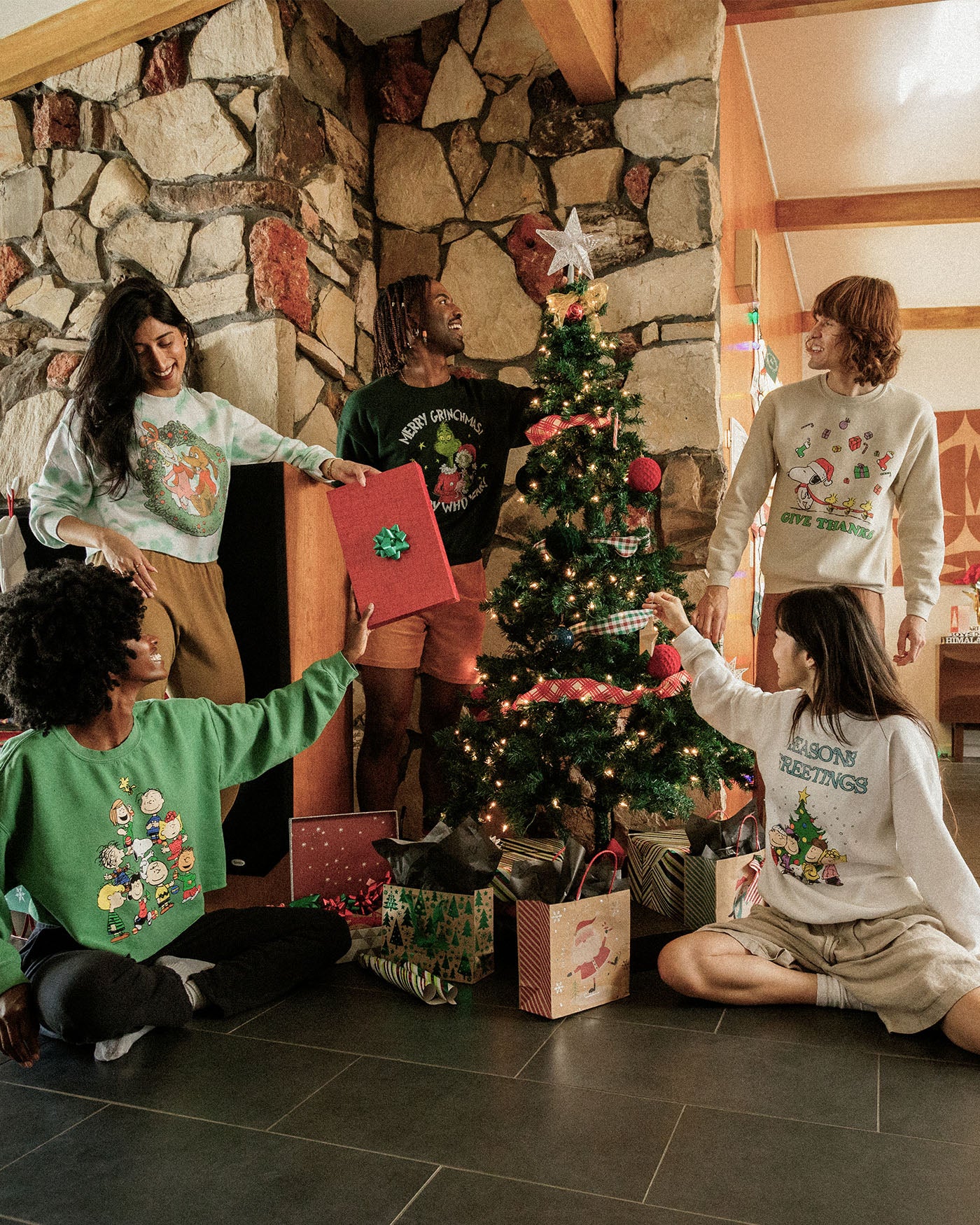 Grinch Merry Grinchmas Flea Market Fleece - Image 3