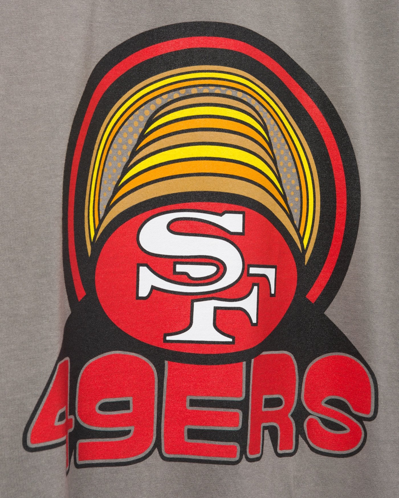 NFL Infinite Vibe 49ers Flea Market Tee - Image 4