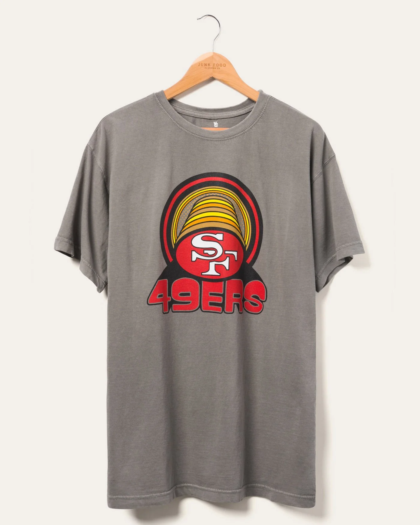NFL Infinite Vibe 49ers Flea Market Tee - Image 5