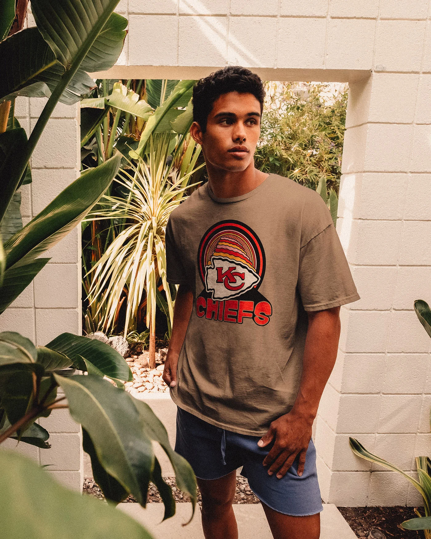 NFL Infinite Vibe Chiefs Flea Market Tee - Image 2