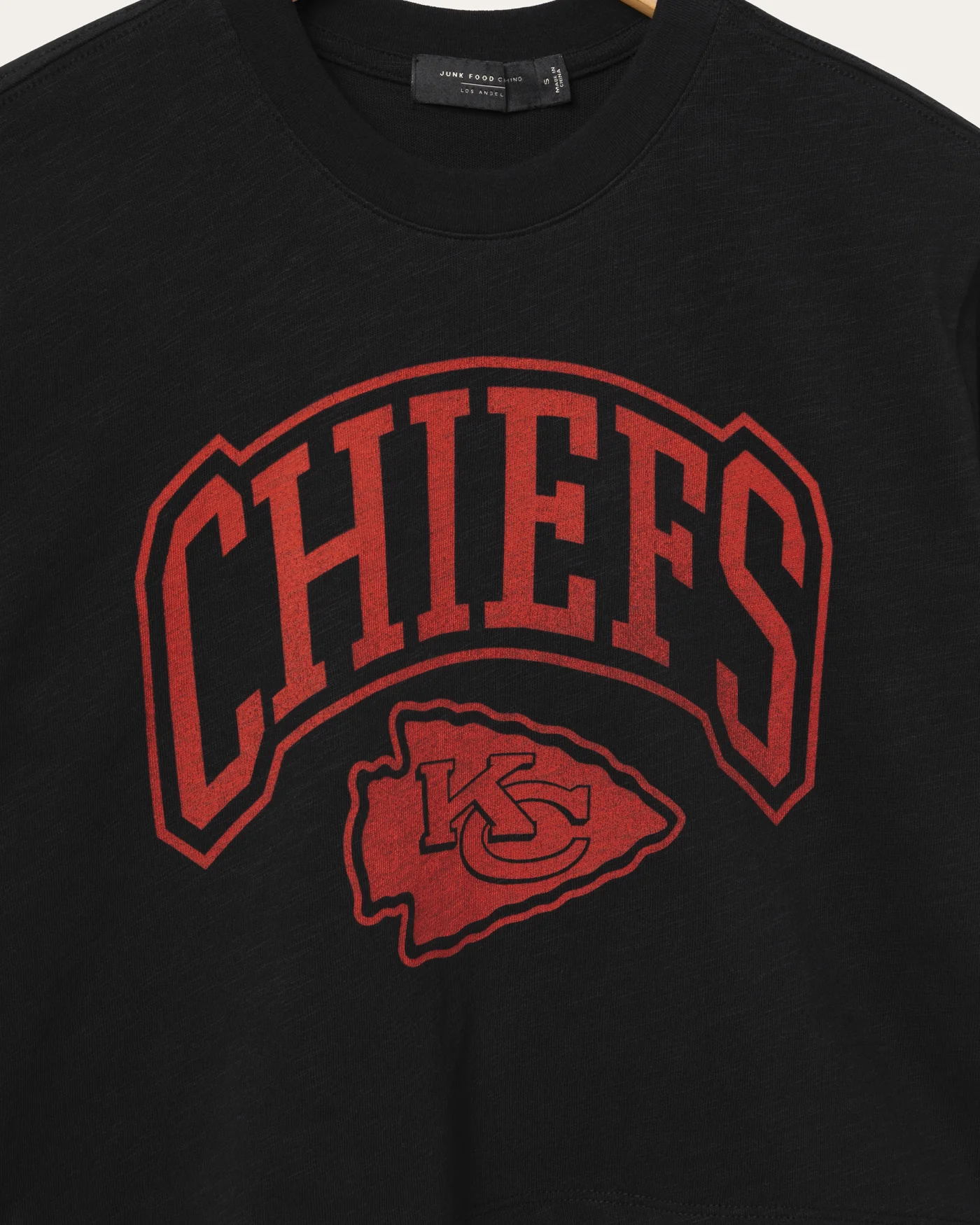 Women's Kansas City Chiefs Blitz Mock Neck Crop Tee - Image 5