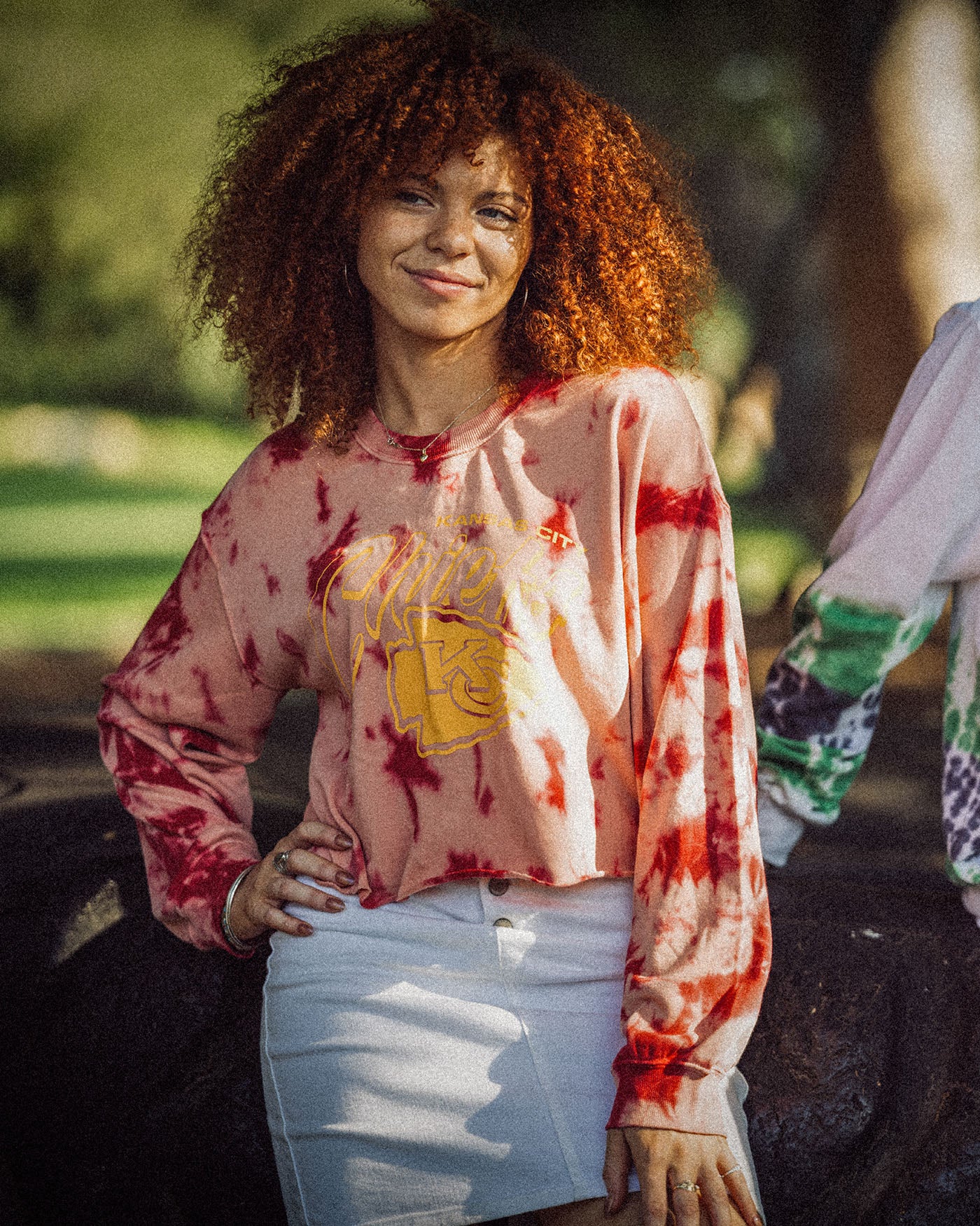 Women's Kansas City Chiefs Long Sleeve Loose Knit Crop - Image 2