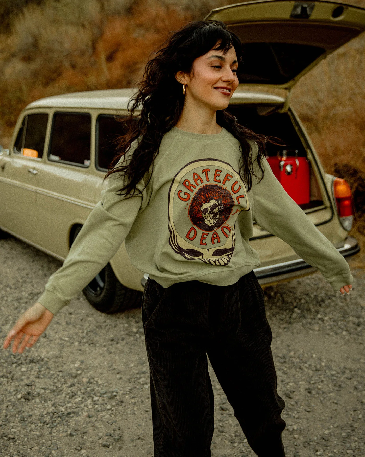 Women's Grateful Dead Skull Raglan Crew Fleece - Image 2