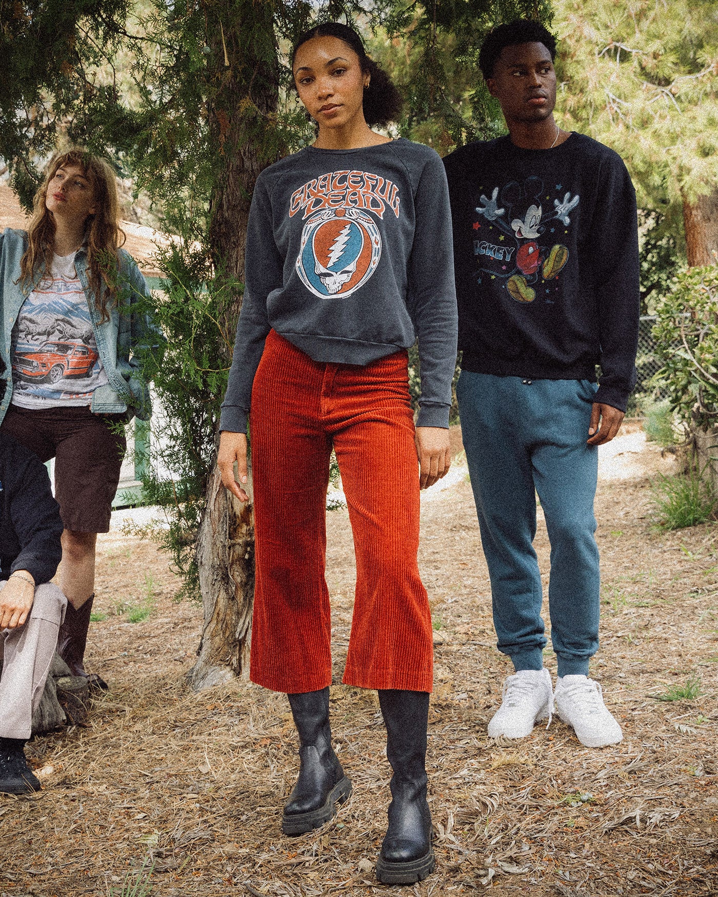 Women's Grateful Dead Skull Vintage Raglan Pullover - Image 3