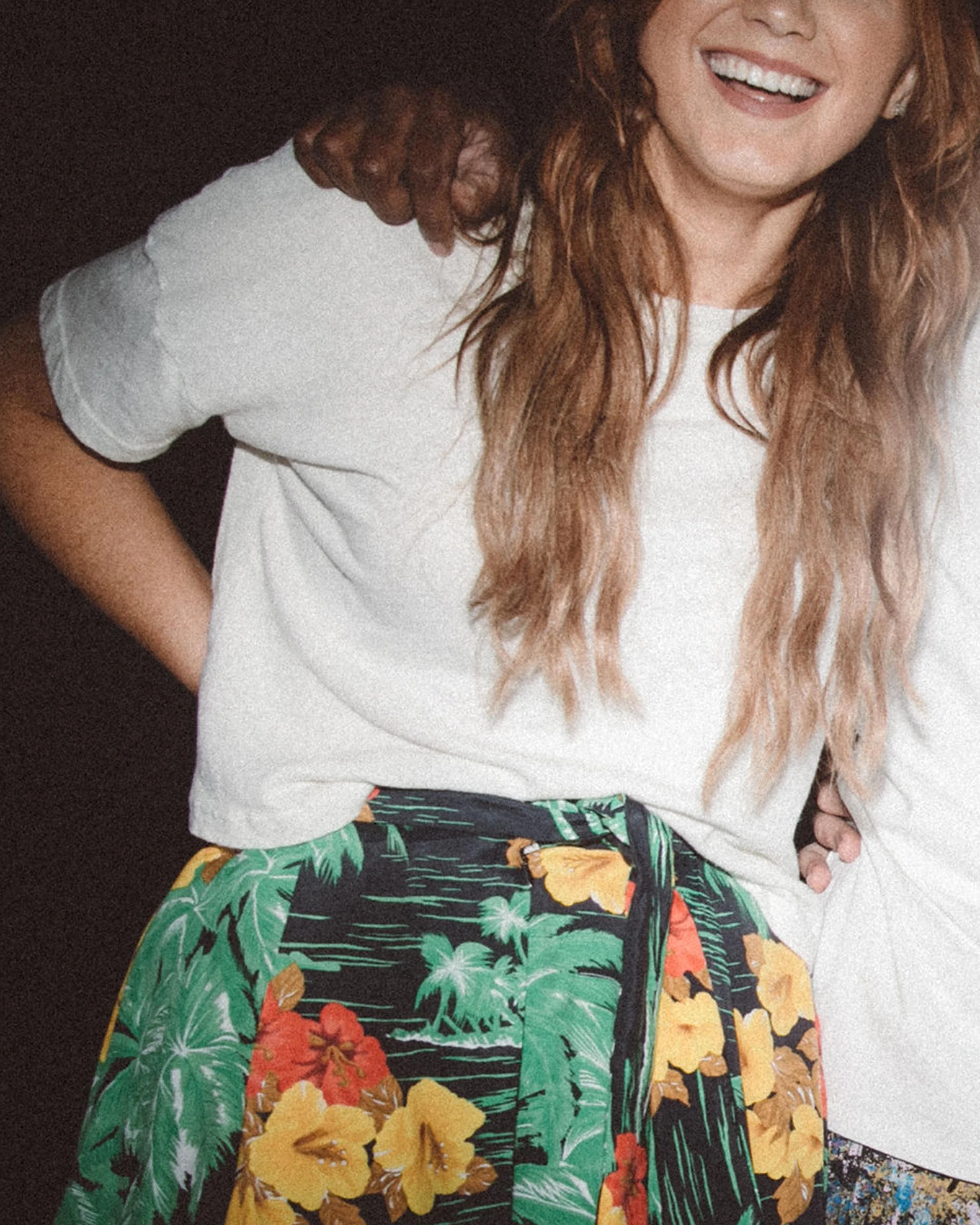 Women's Linen Crop Tee - Image 2