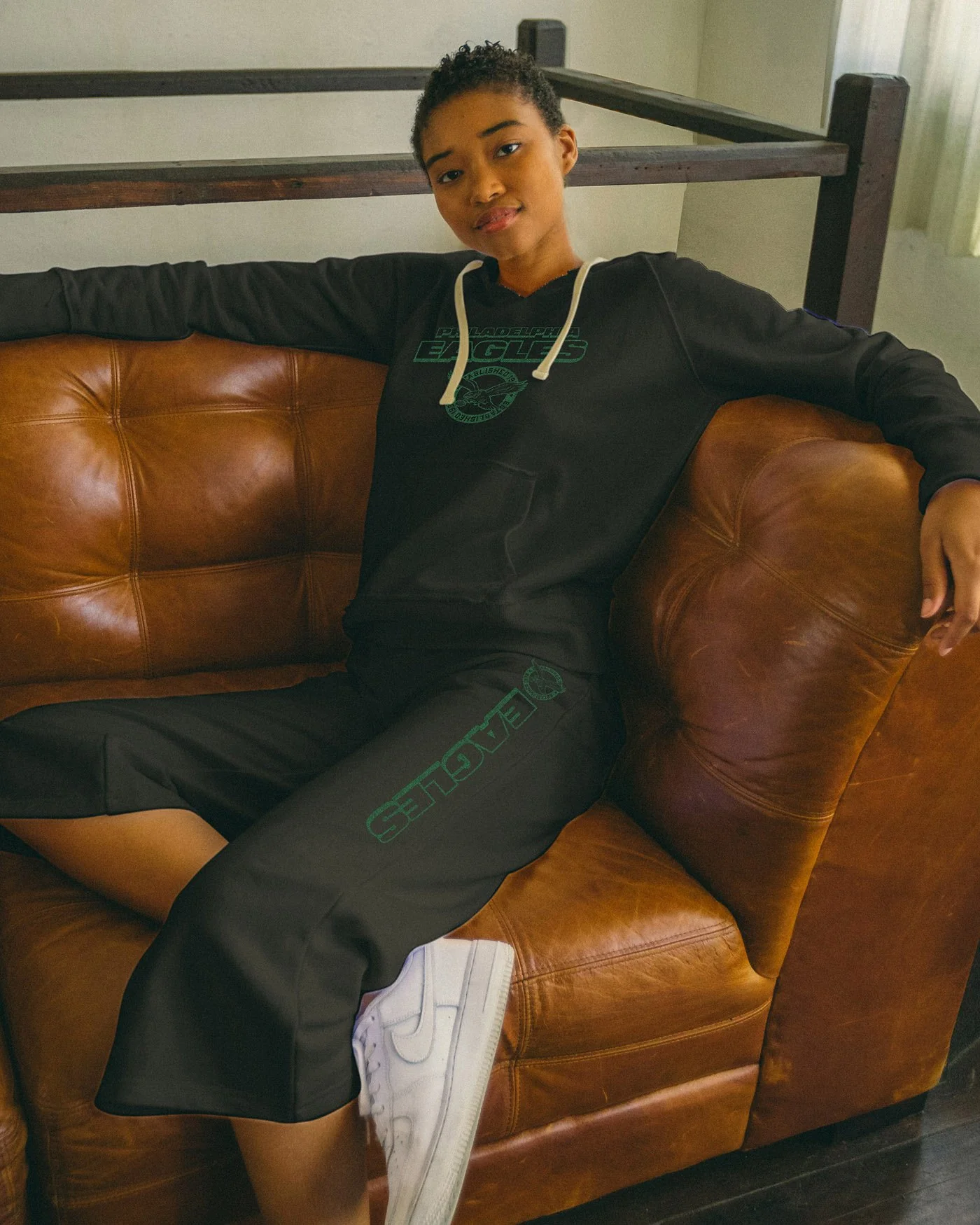 Women's NFL Philadelphia Eagles Cropped Pant - Image 2
