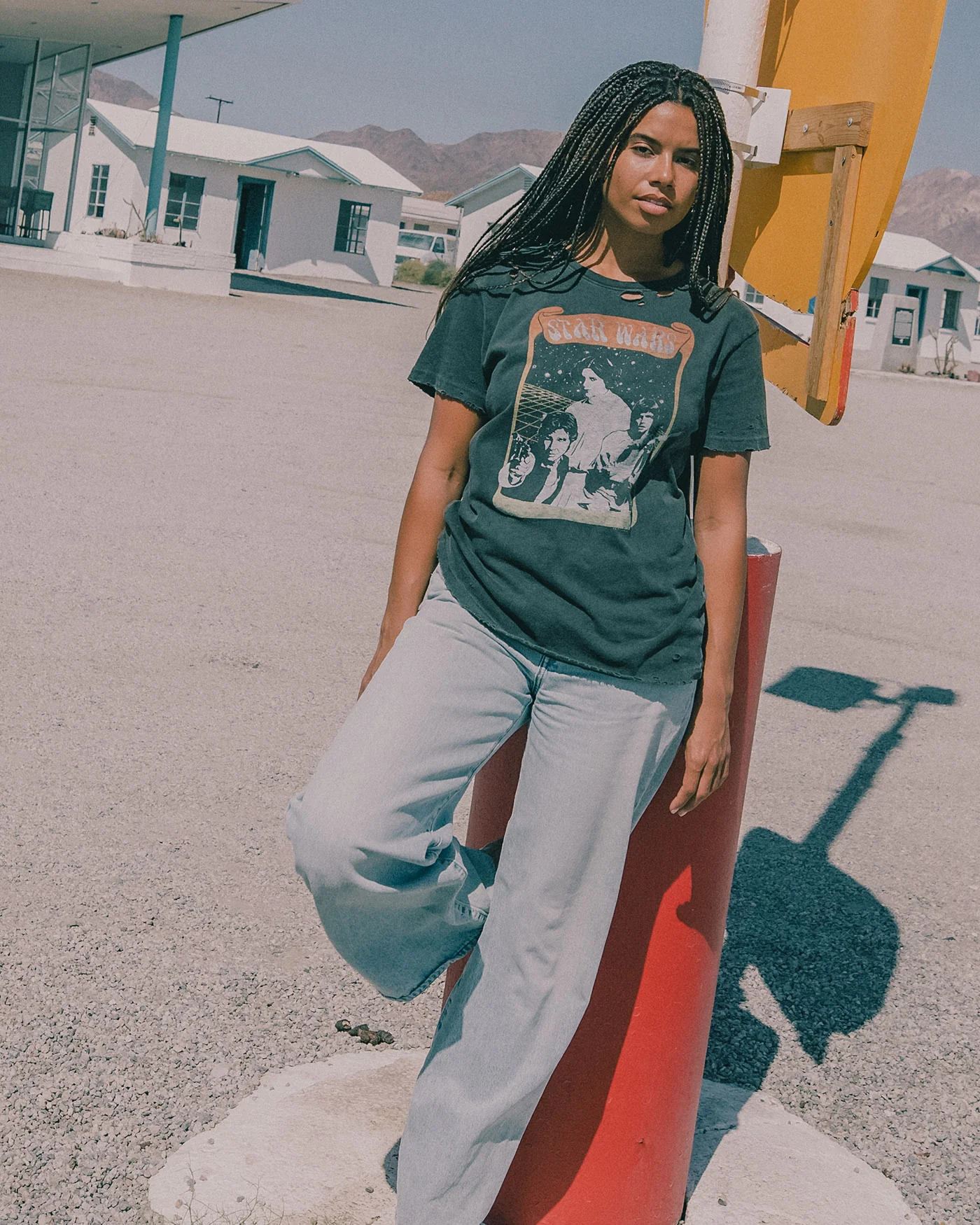 Women's Star Wars™ Gradient Vintage Destroy Tee - Image 3