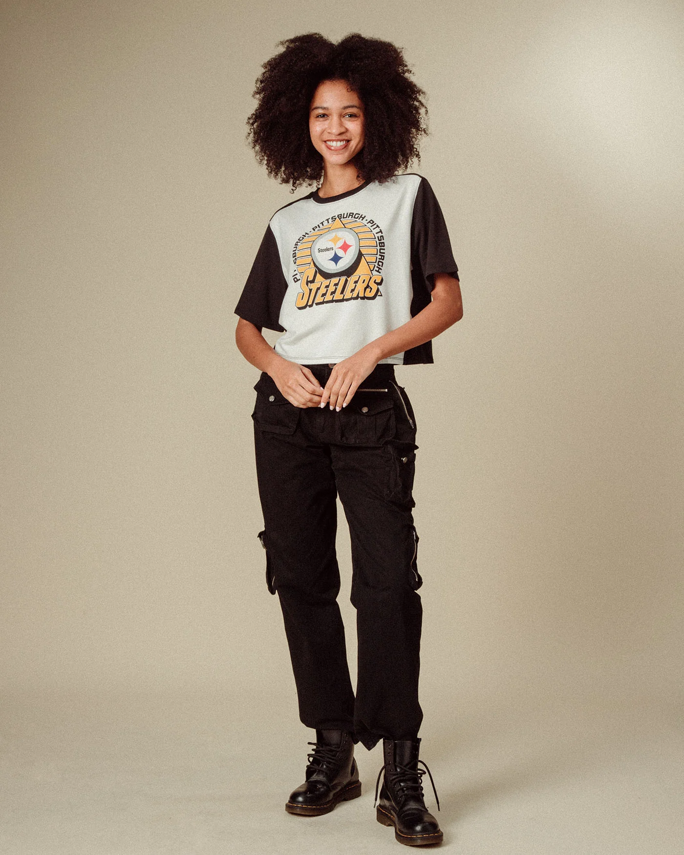 Women's Pittsburgh Steelers Color Block Crop Tee - Image 2