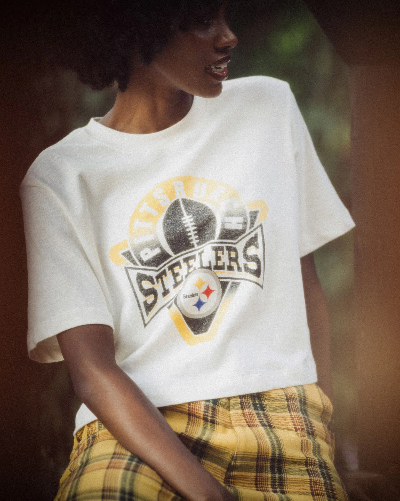 Women's Pittsburgh Steelers Mock Neck Crop Tee - Image 3