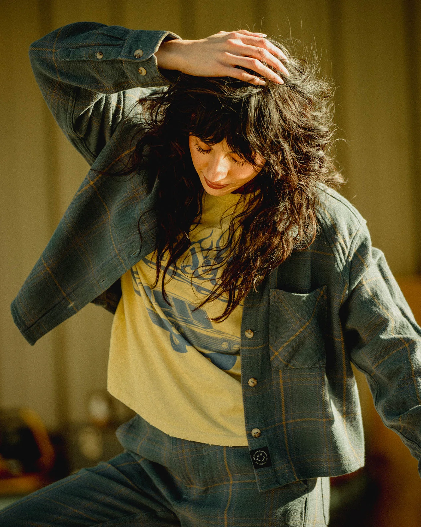Women's Twill Plaid Crop Shirt - Image 2