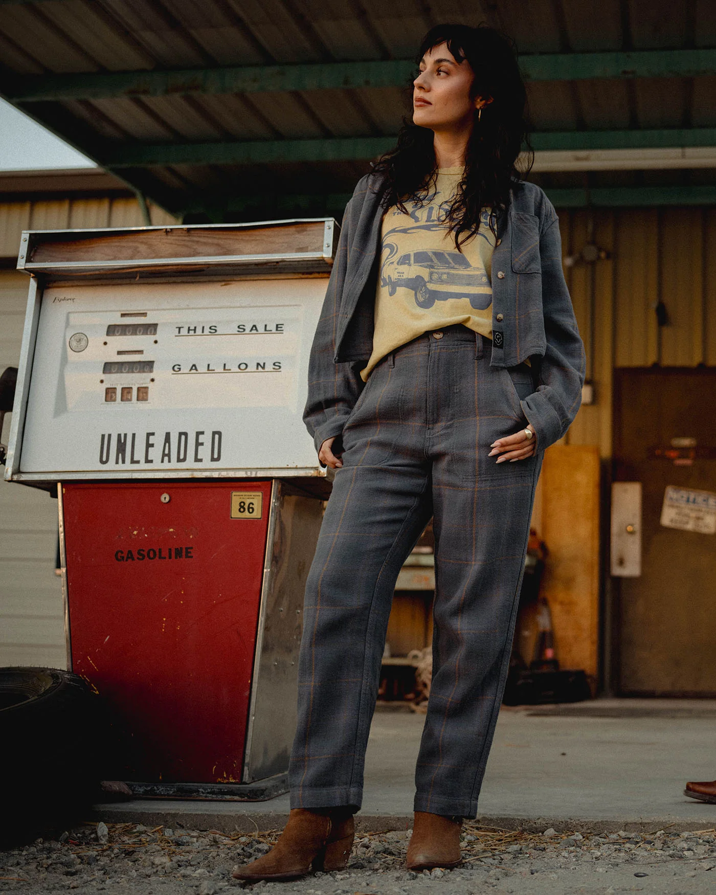 Women's Twill Plaid Crop Shirt - Image 3