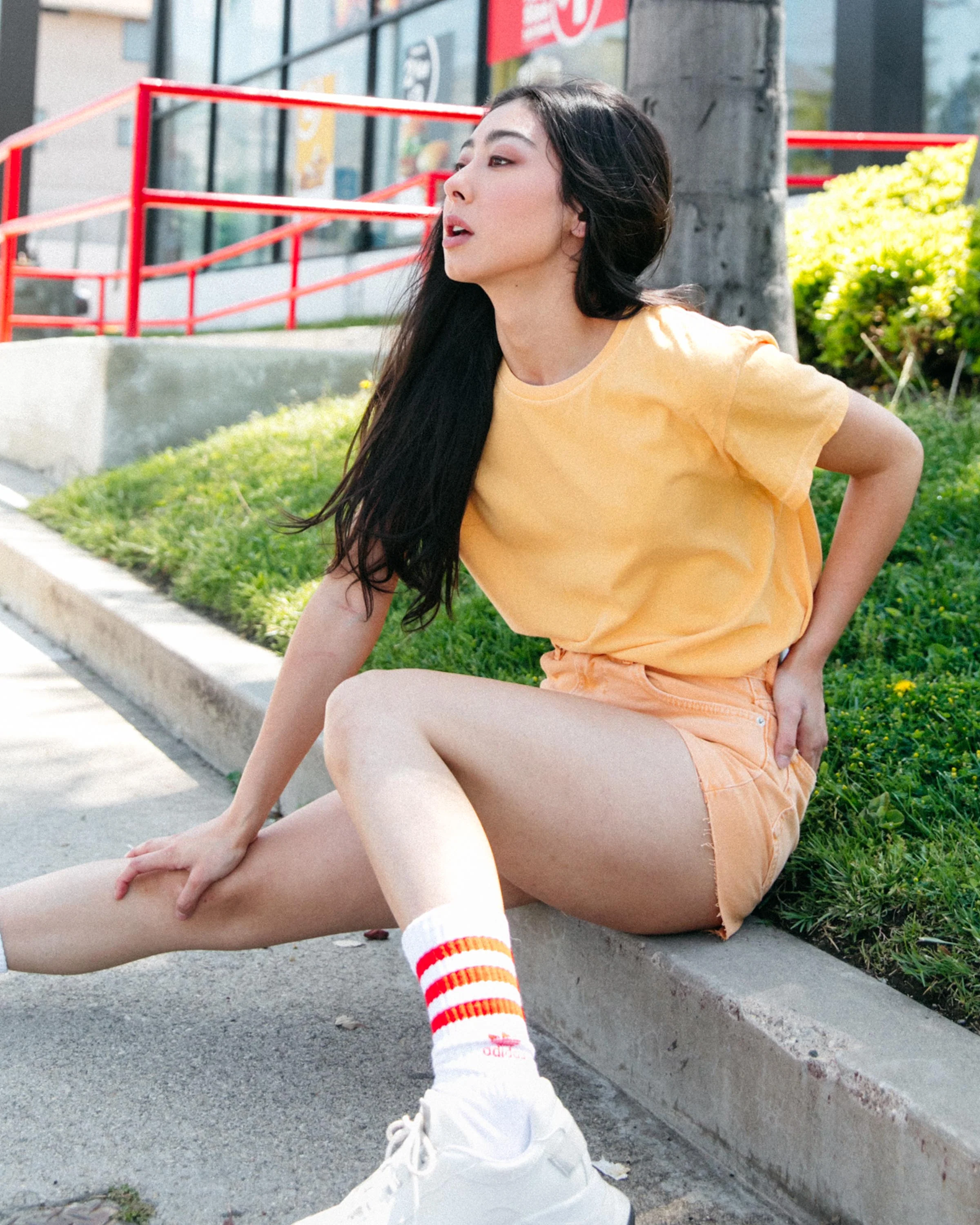 WOMENS VINTAGE TEE *SALE* - Image 3